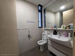 The Luxurie (D19), Condominium #578774281